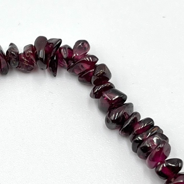 Vintage Natural Garnet Chip Strand Necklace Deep Red Earthy Boho Core 34″