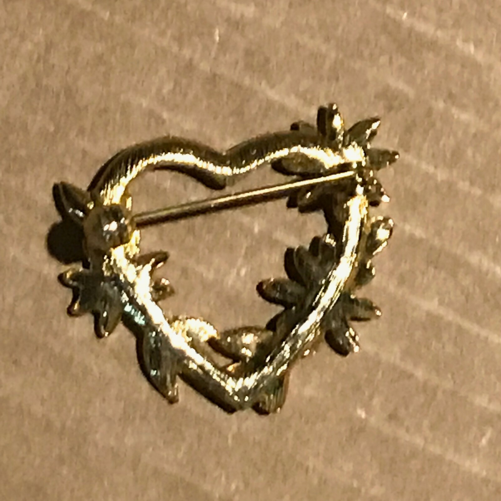Estate Goldtone Heart with Flowers Pin Brooch – 1.5 x 1 and 3/8th’s inches –