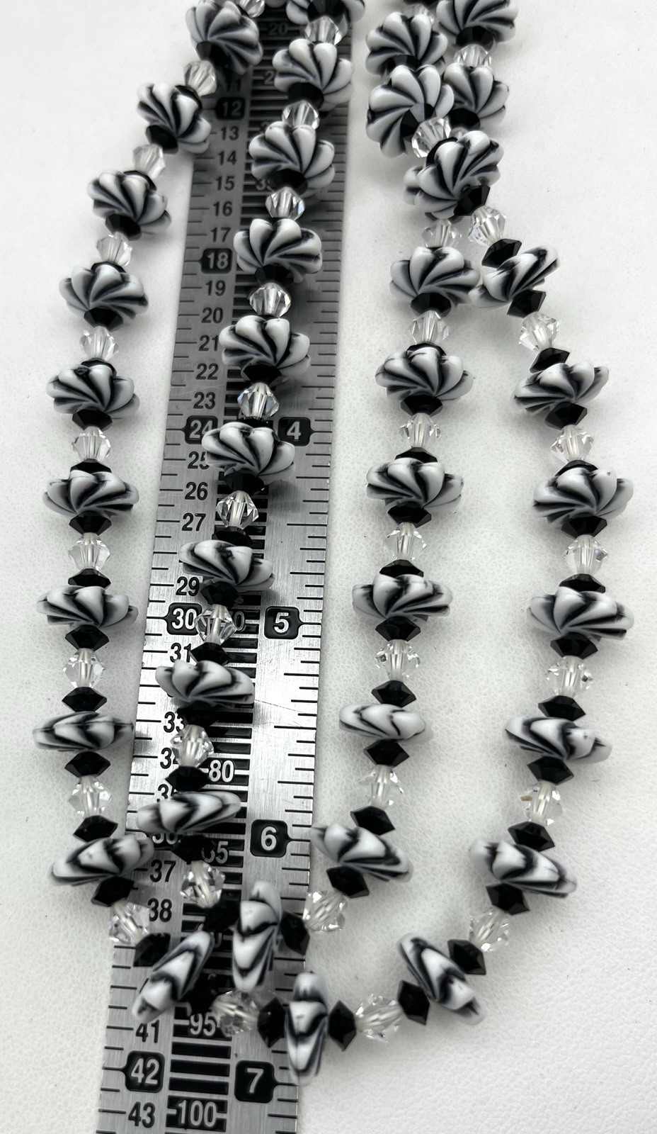 Vintage WHITE & BLACK Plastic FLOWER Two Strand Necklace & Earrings SWIRLY