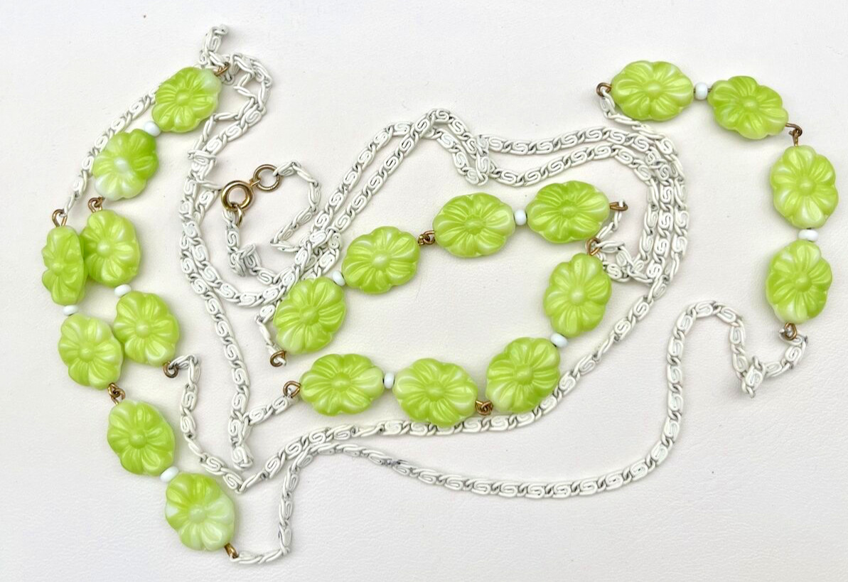 Vtg Flapper Length Poured Glass Gripoix Bead Lime Green Flower MCM Long Necklace