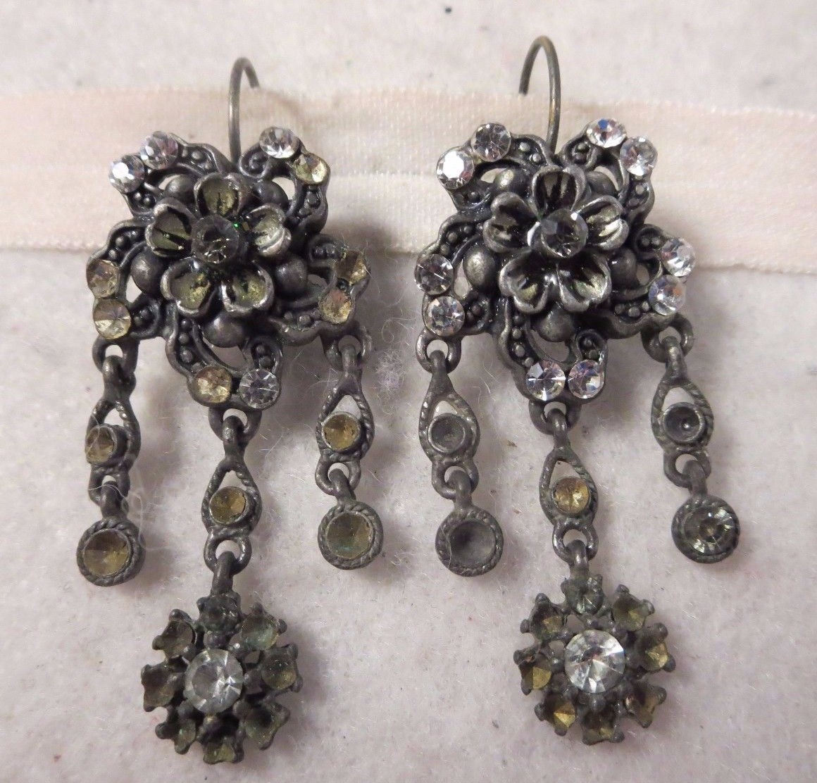 Vintage JZ China Signed Clear Rhinestone Dangle Flower Lever Bk Pierced Earrings