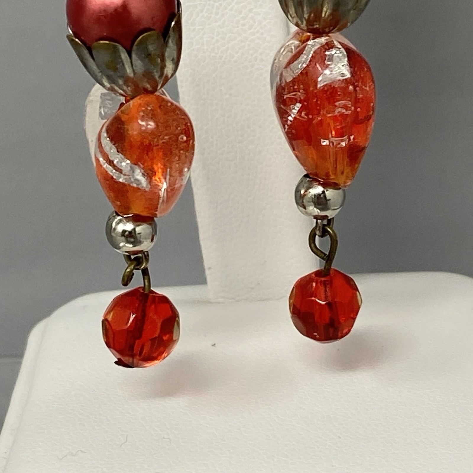 Red Glass Dangle Earrings Fused Heart Crackled Pierced Silver Tone 2.5″