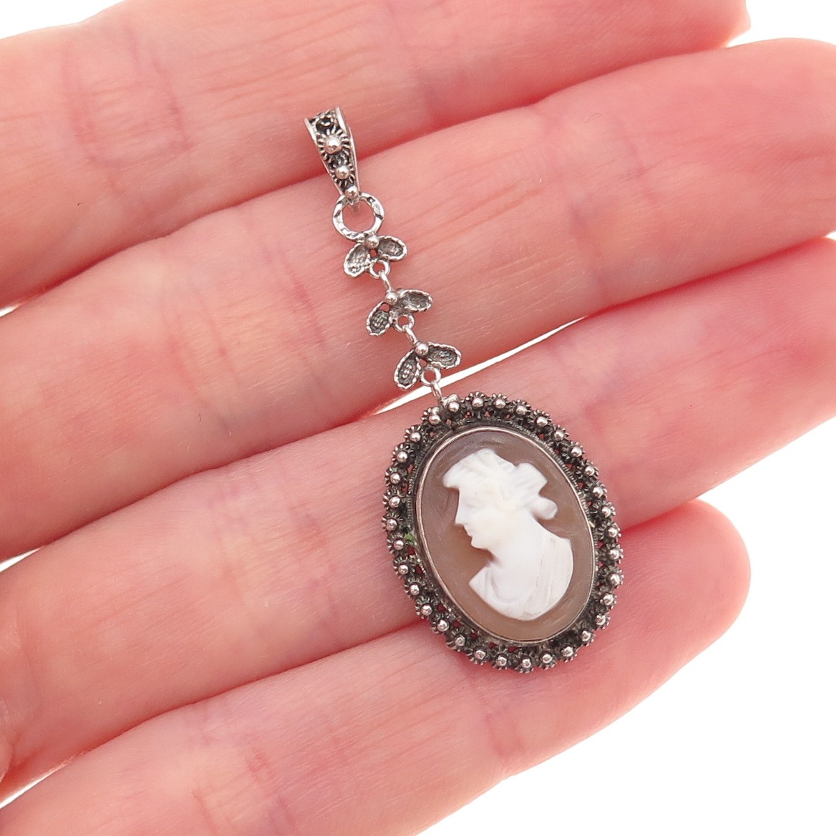 925 Sterling Silver Antique Art Deco Real MOP Lady Cameo Cannetille Pendant