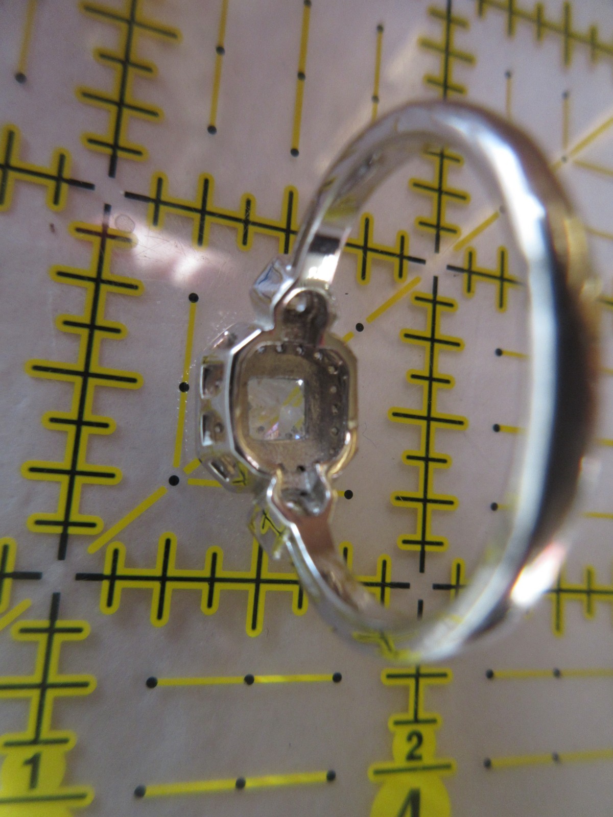 Vintage signed STELLA & DOT Clear Rhinestones Cocktail Ring Size 9
