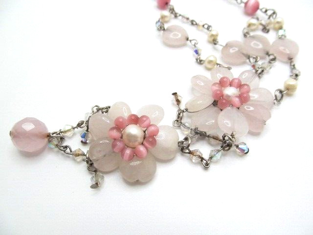 Stunning Pearl Pink Cats Eye Pink Quartz Stone Heart Flower Lariat Necklace