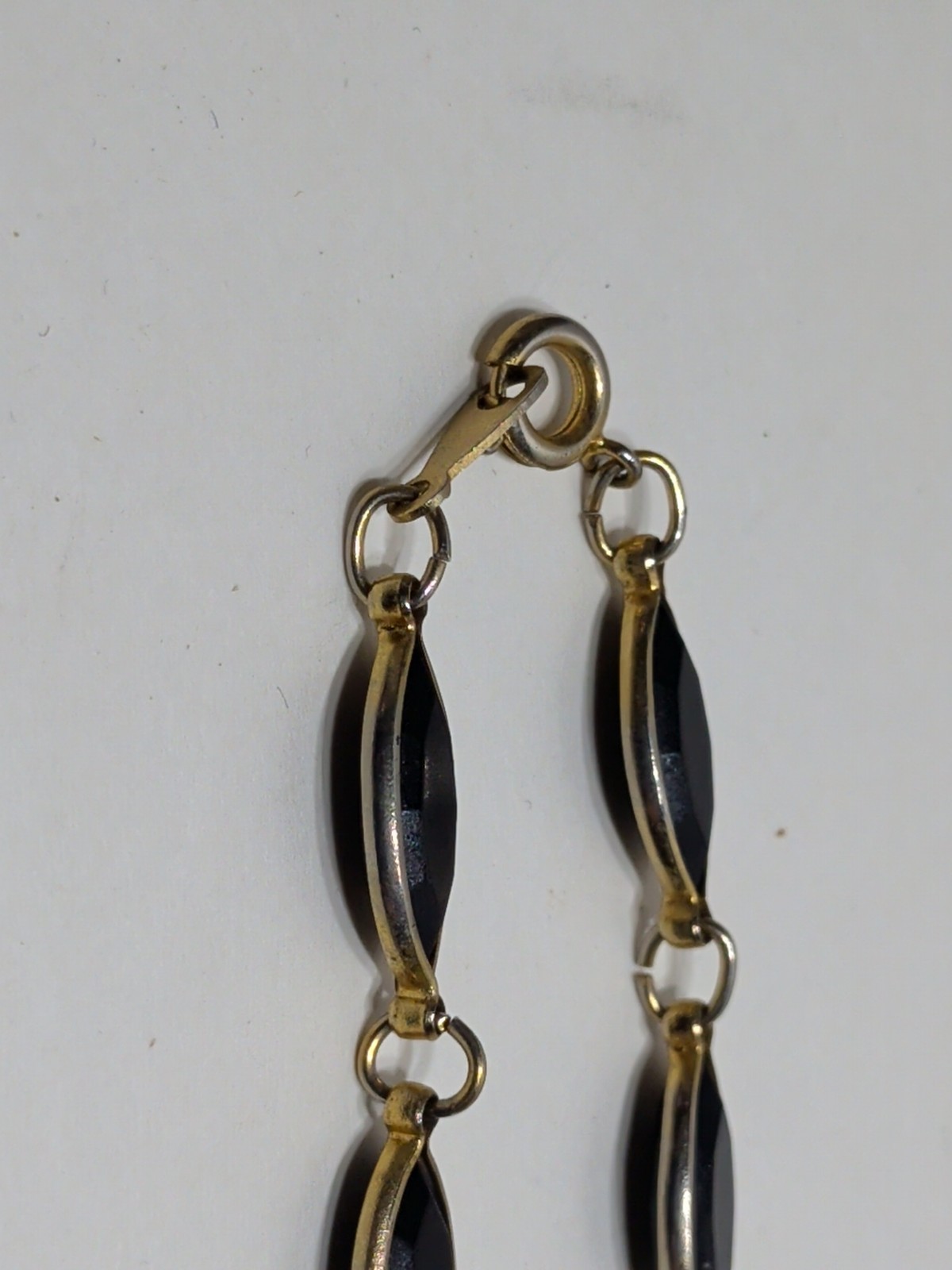 ✨VINTAGE✨ 29″ Goldtone Black Stones / Rhinestones Metal Links Necklace Costume