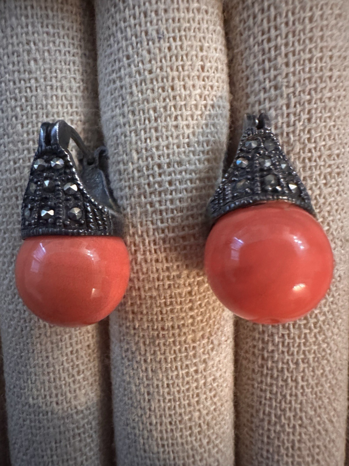 ART DECO STERLING SALMON CORAL BEAD MARCASITE HUGGIE LEVERBACK EARRINGS