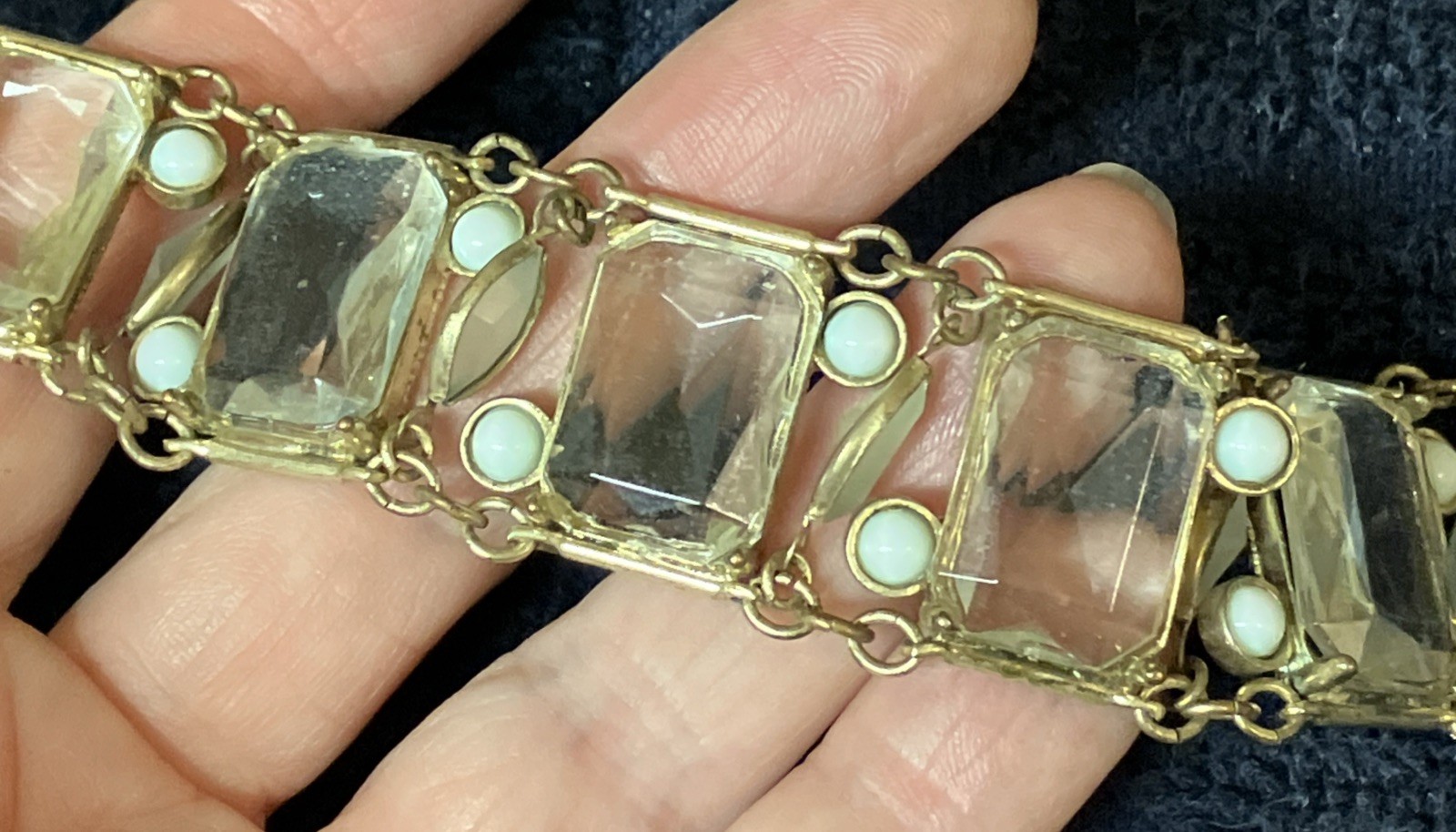 Vntge “Rock Crystal” Lucite/Acrylic Bracelet Rectangle Clear Faceted Panels 7.5”