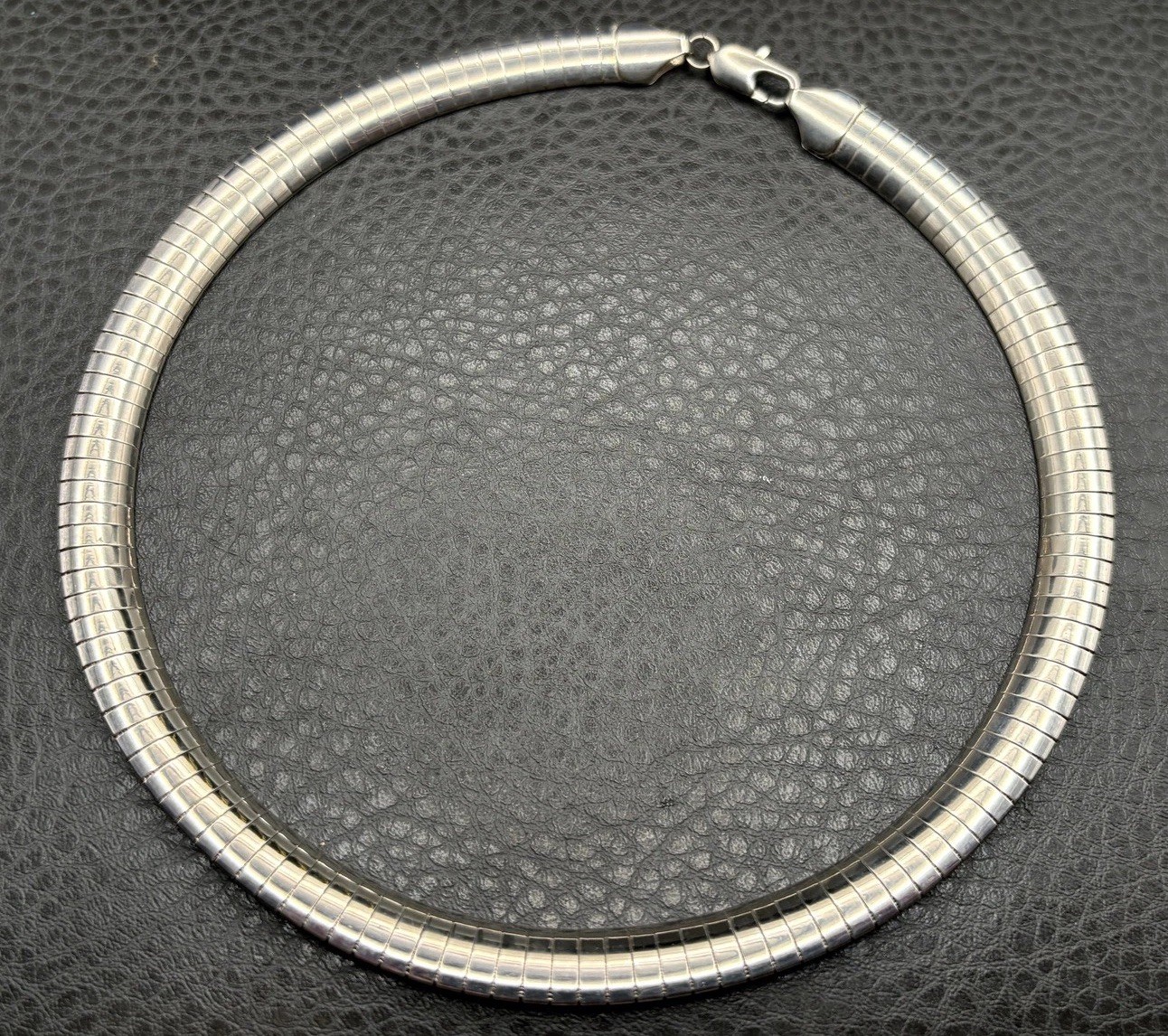 Vintage Thick Silver 9.5MM Omega Necklace Collar Chain 16.5” Lobster Clasp