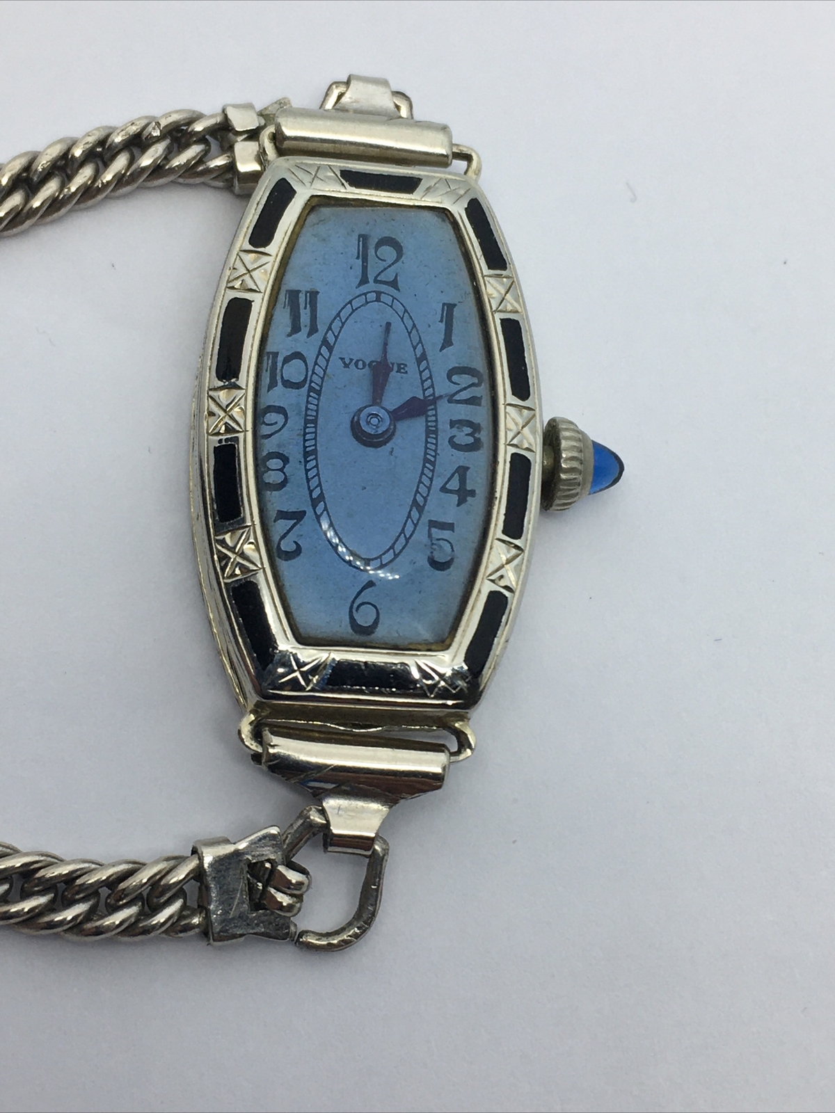 18k Antique VOGUE Swiss Ladies Watch, 18k Karat solid White gold Case 16j Runs