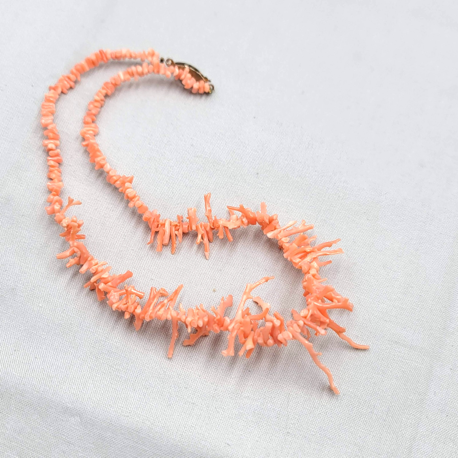 Vtg Angel Skin Branch Coral Necklace Natural Salmon Orange Pink Graduated 16”