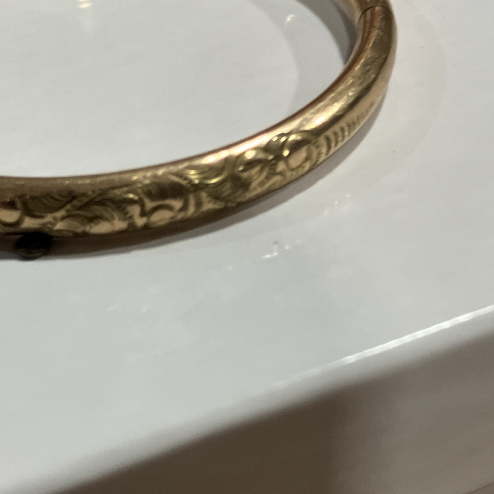 Antique Gold Filled Baby / Child Hinged Bangle Bracelet Unmarked From Estate