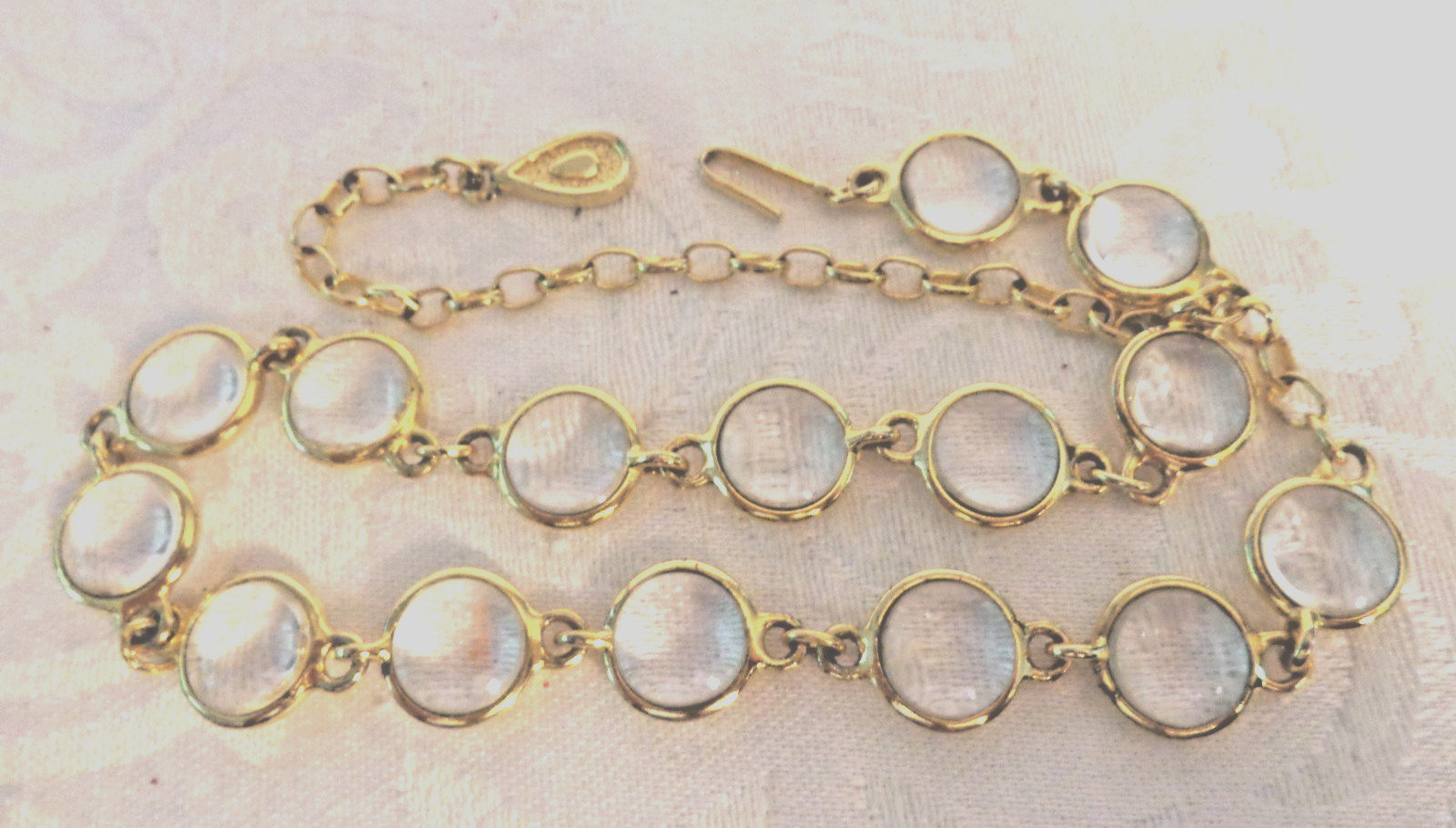 Vintage Bezel Set Round Clear Glass Bead Chocker Necklace 16 3/4″ with Extender