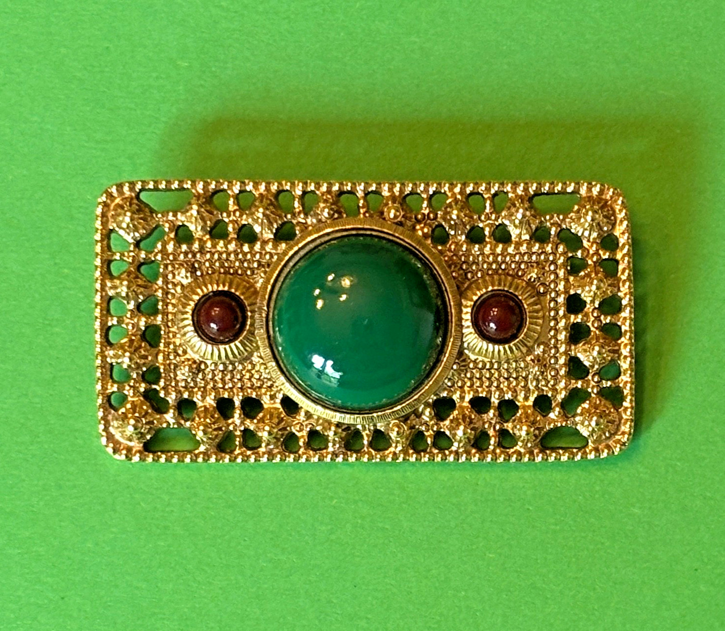 VTG Victorian Etruscan Revival Brooch Green Burgundy Cabochons GoldTone Filigree