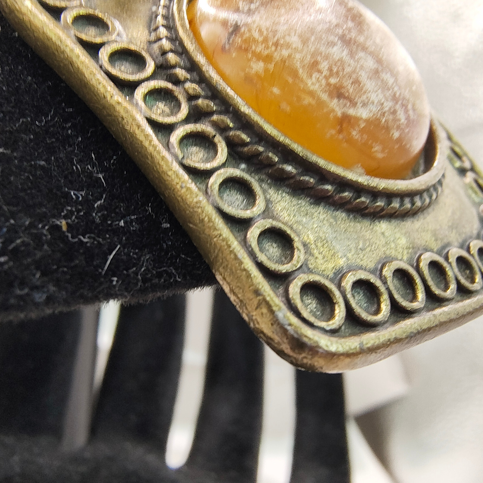 VTG Brutalist Earrings Clip On Brass Plated Unpolished Stone Ornamented Border