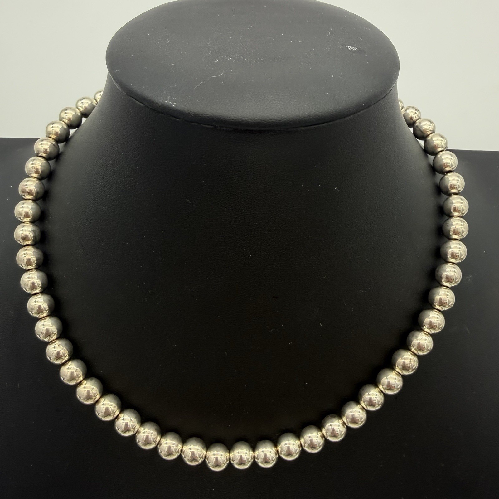 Vintage Sterling Silver Ball Bead Necklace 8.2mm Hallow Beads 17.5 “ 26.6 Gr
