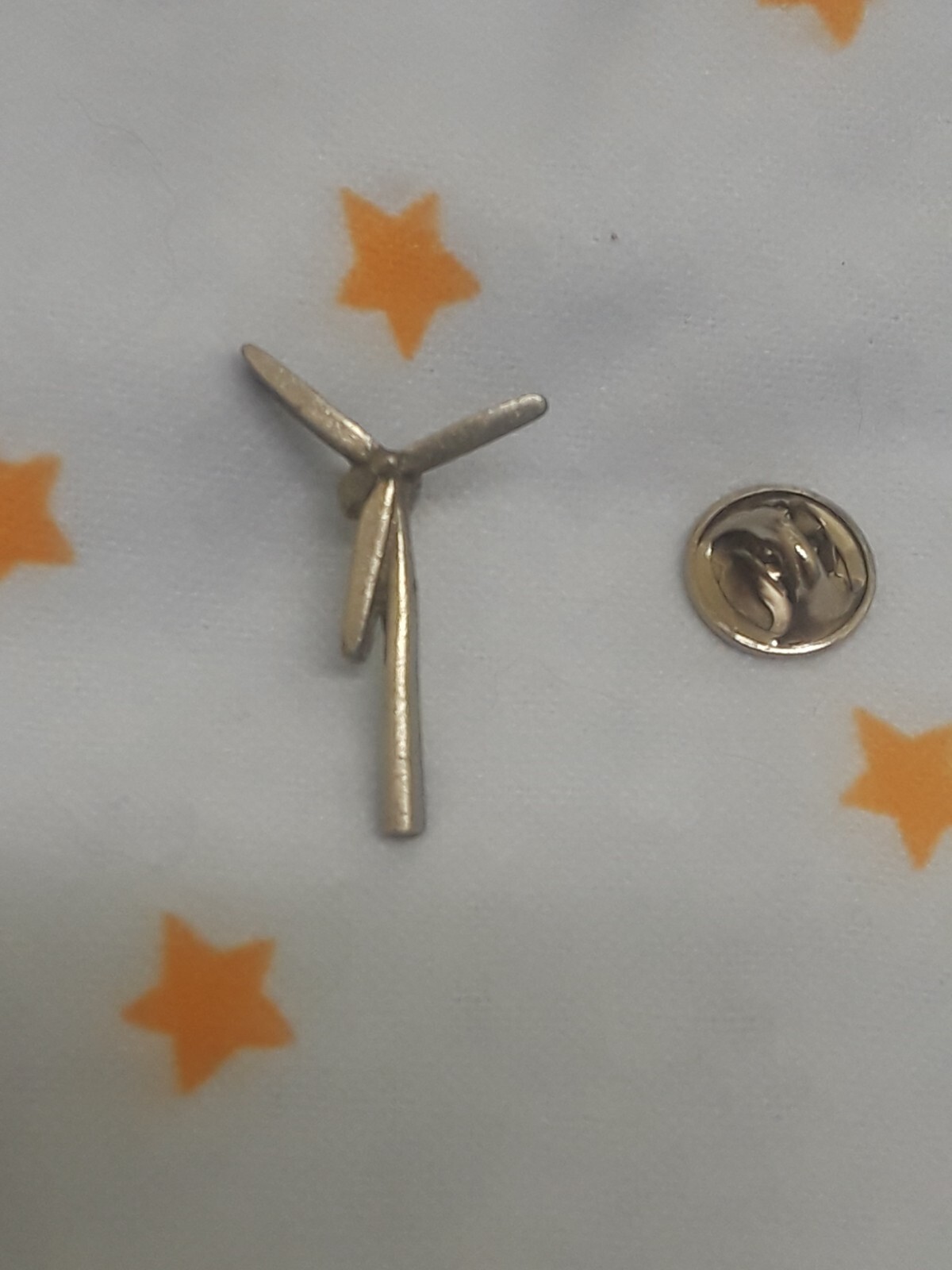 Vintage Windmill Silver Toned Signed Clift Lapel Pin