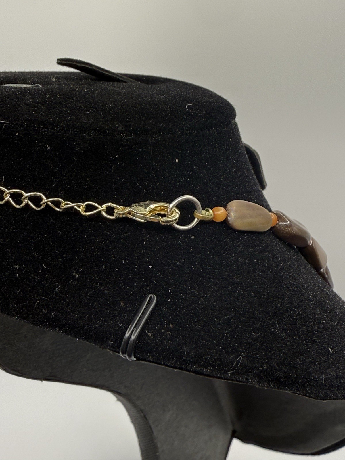 VTG Brown Polished Stone Beaded Necklace 22” Unmarked Natural Style Earthy Boho