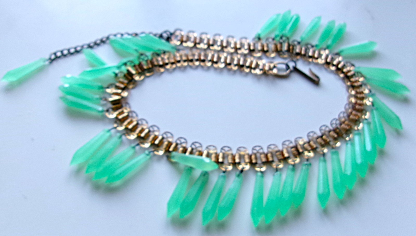 Stunning Vtg MCM West Germany Book Chain Uranium Glass Dangle Fringe Necklace