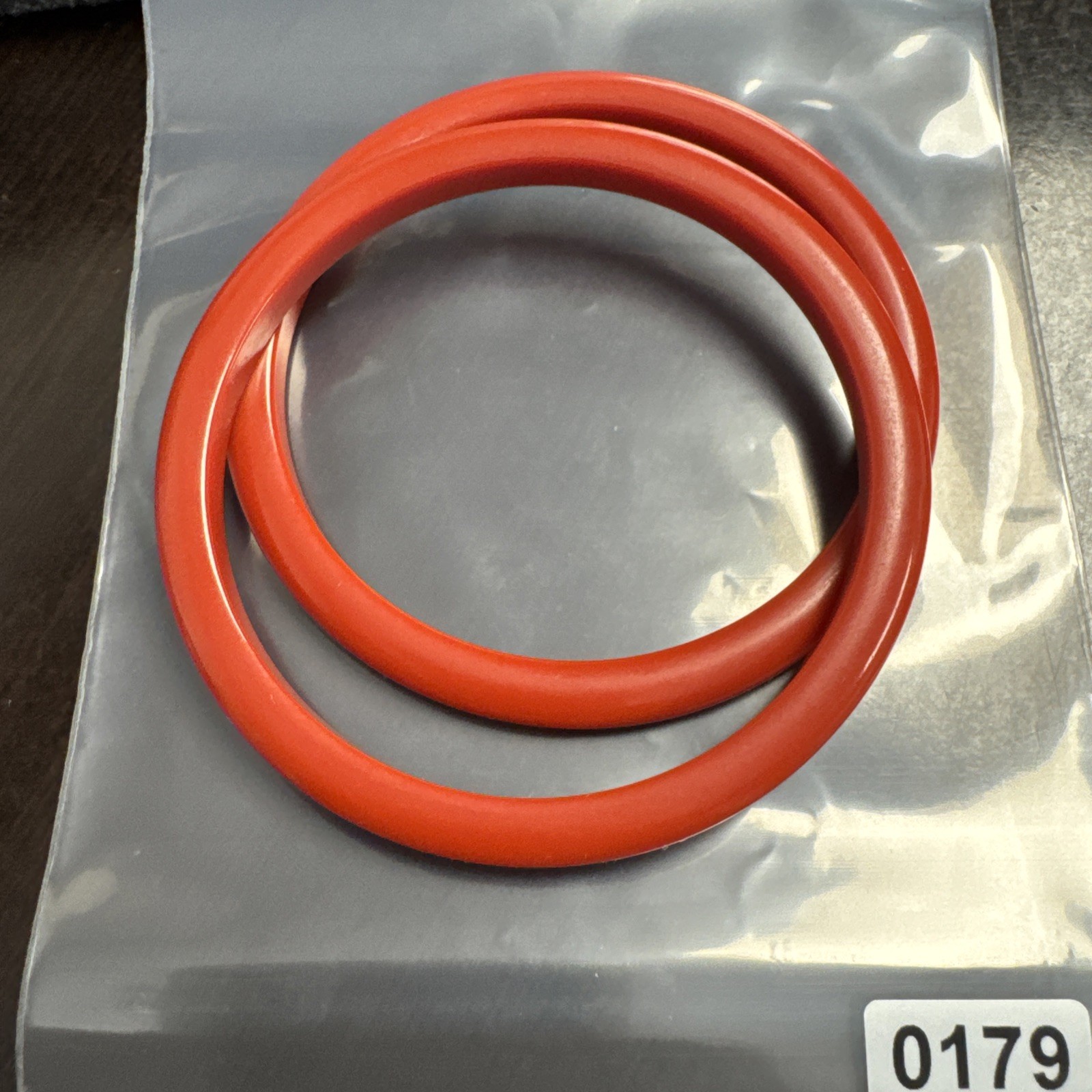 Vintage Genuine BAKELITE Cherry Red Seamless Bangle Bracelet Set of 2 Tested