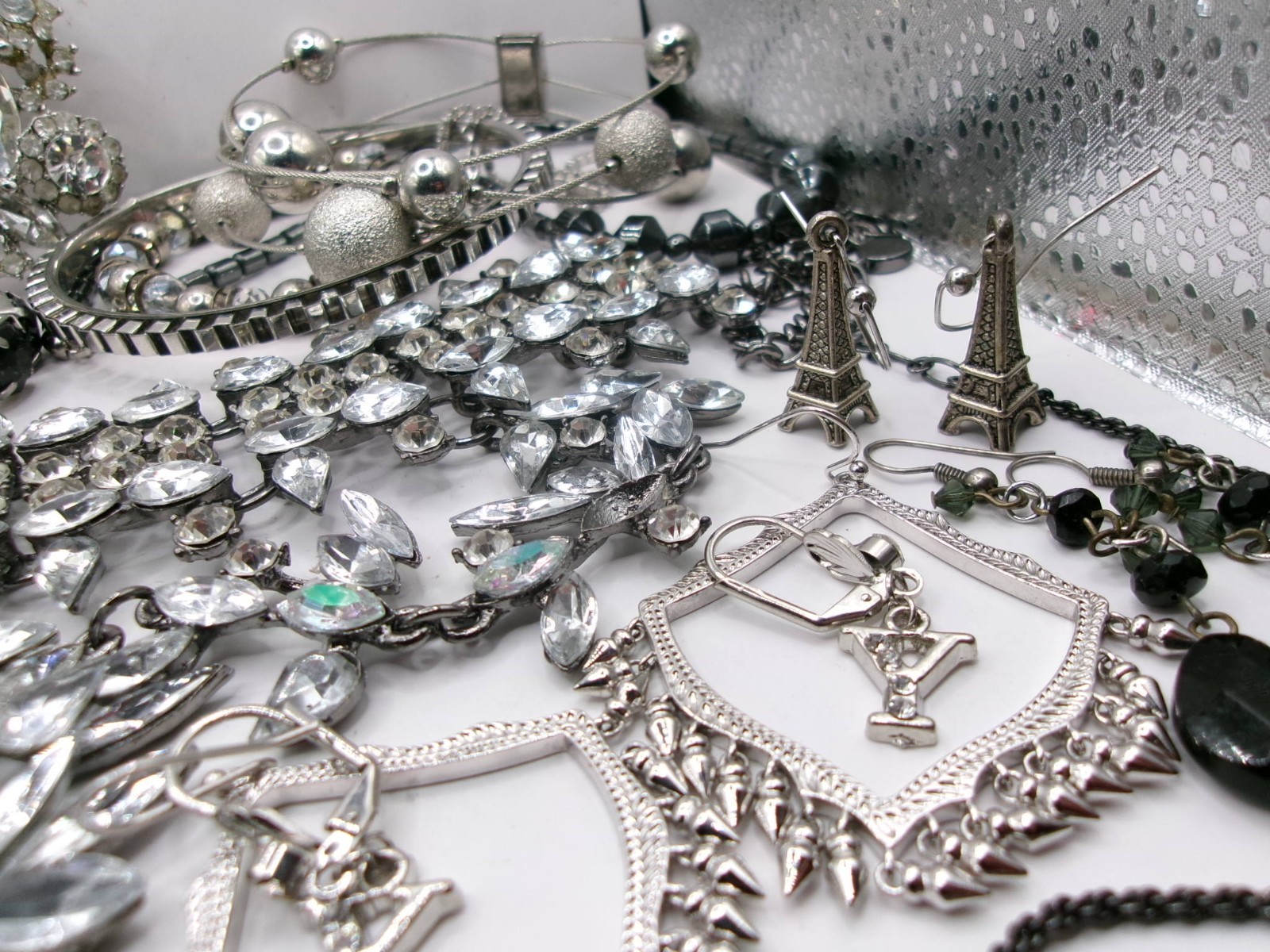 Vintage & Mod Estate Costume Jewelry Lot~AVON~GIVENCHY~KENDRA SCOTT~PD~EXPRESS