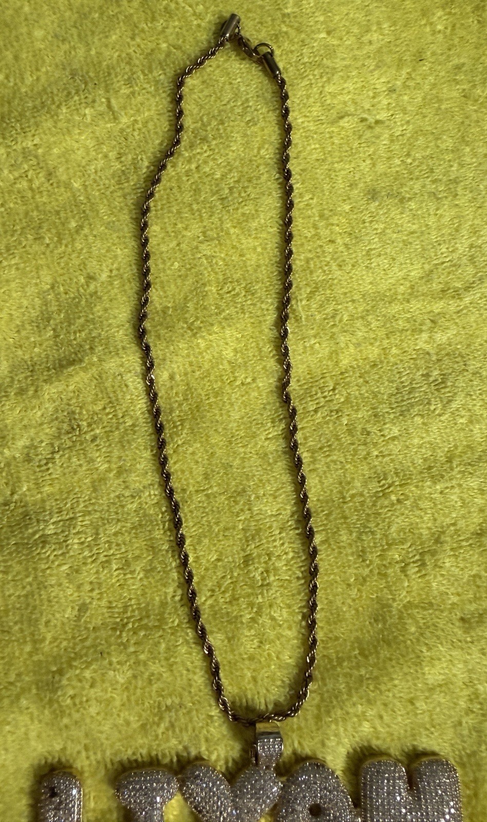 vintage “LIYAH” GOLD TONE PENDANT w/FAUX DIAMONDS & 18” GOLD PLATE ROPE CHAIN