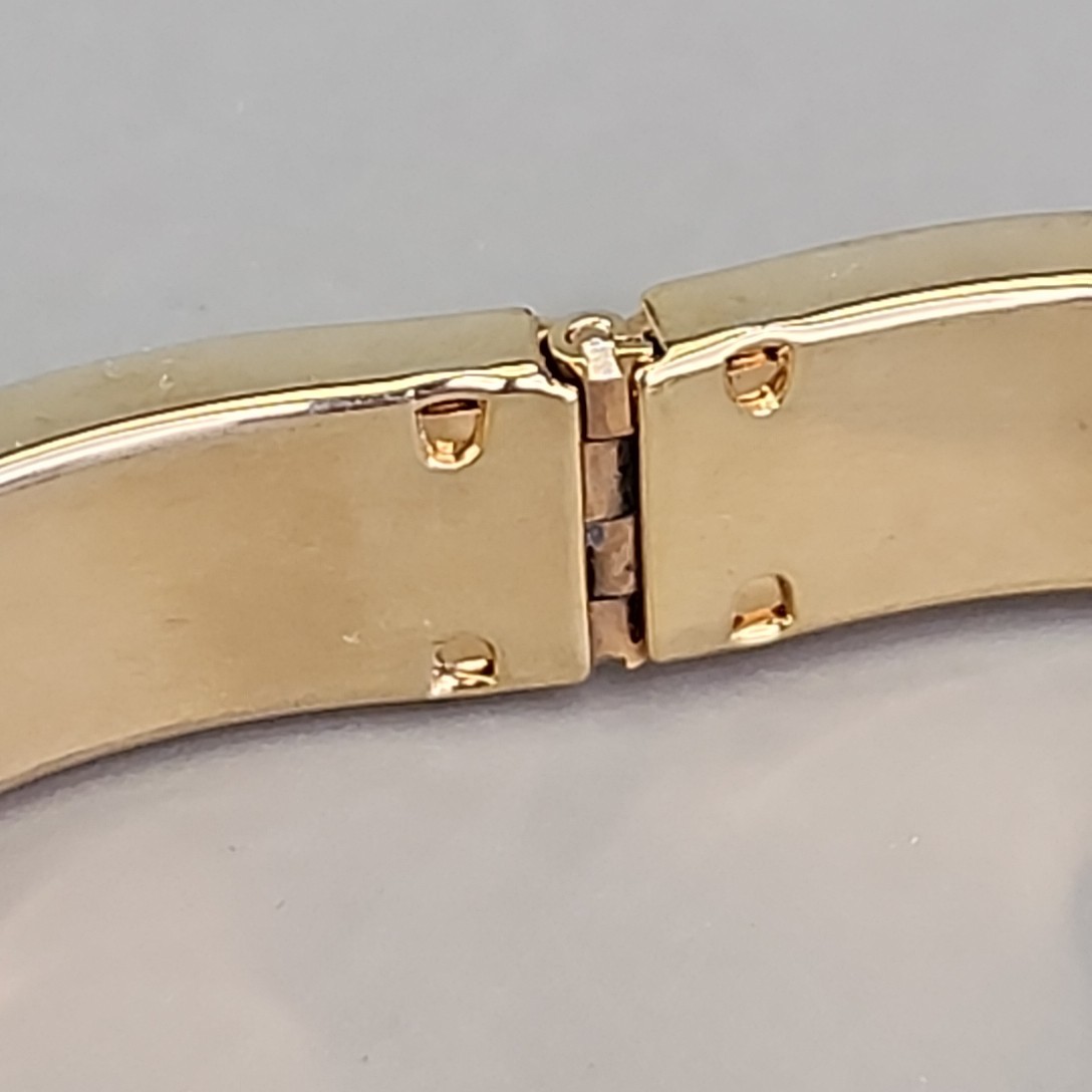 Vintage Bangle Bracelet Hinged 1cm Gold Tone Glossy Hollow 6.25″