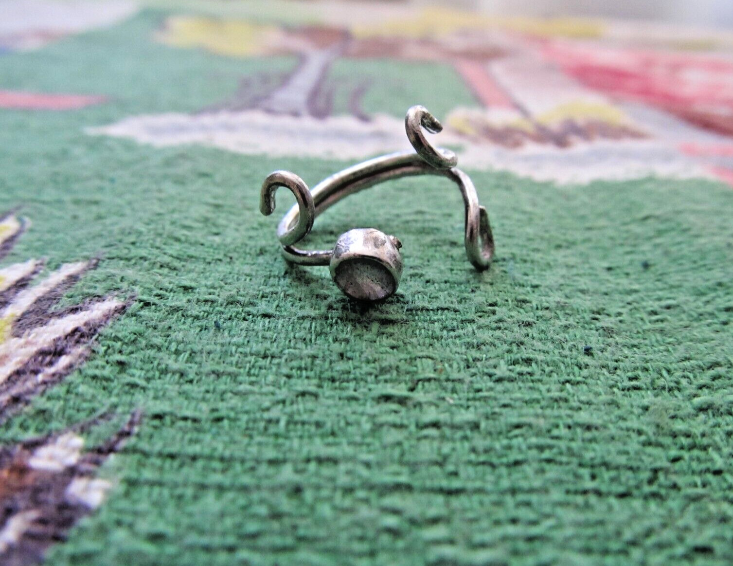 Vintage Sterling & blue Beryl vine pinky ring size 4
