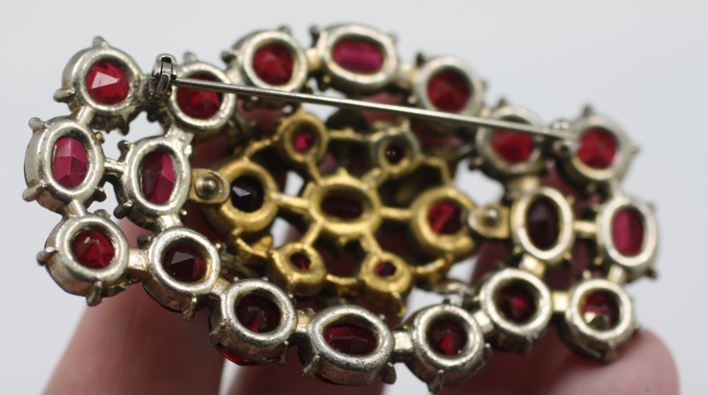 Vintage reddish purple Czech glass 1930’s large silver & gold tone pin brooch