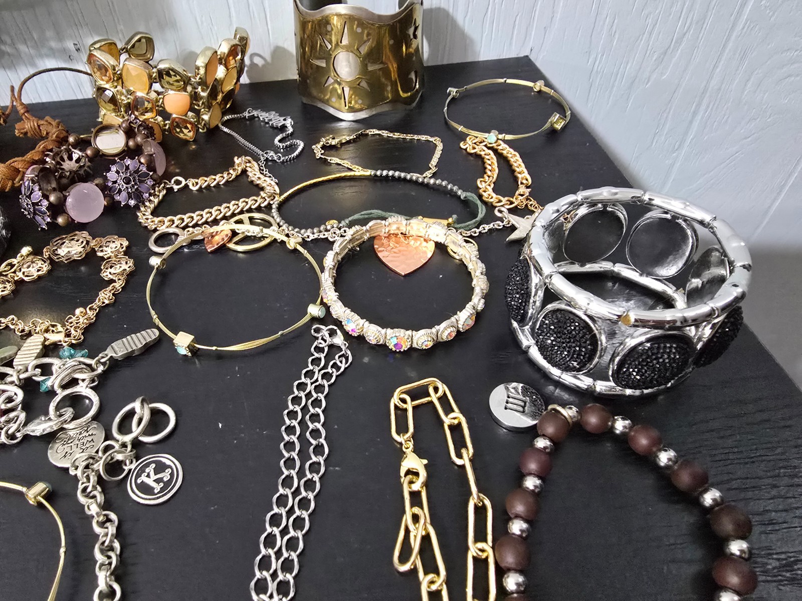 Gigantic Mixed metals material an color lot of 70+ braceletn, signed /unsigned