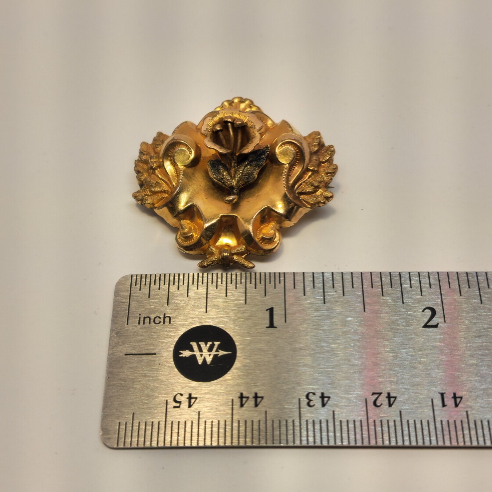 Antique Unmarked Goldfilled Flower Brooch 1.5″ 5.8g