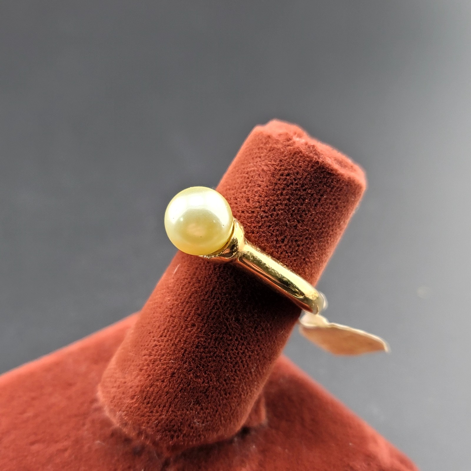 Vtg Sz 6 Ring ESPO Green Faux Pearl Bead Fashion Jewelry Joseph Esposito