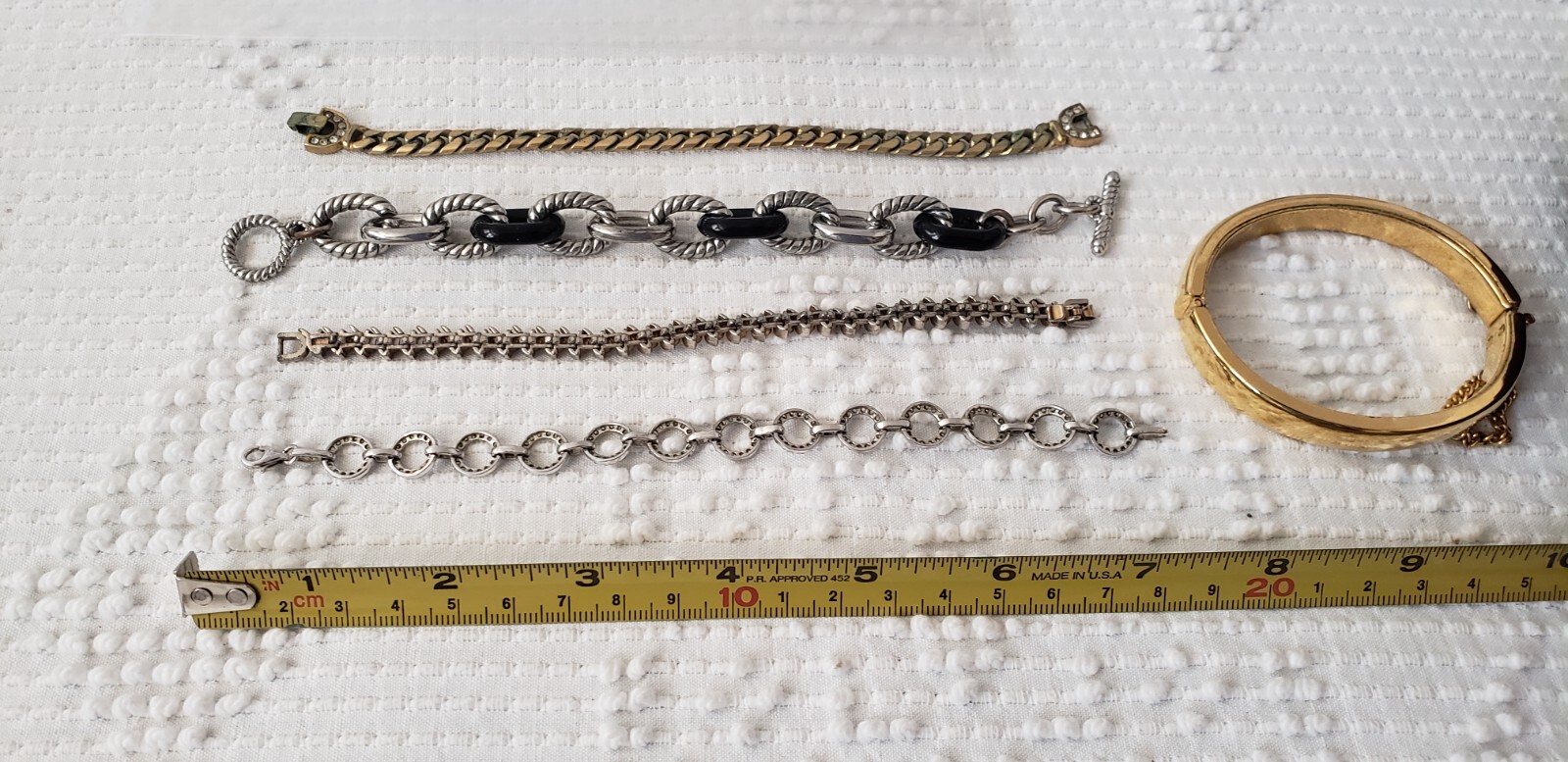 LOT OF VINTAGE 1950s-1980s COSTUME JEWELRY 5 BRACELETS