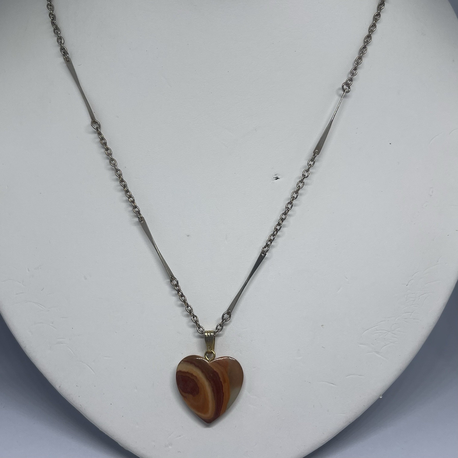 Vintage 1970’s Agate Geode Heart Pendant Bar Link Chain 18” Necklace