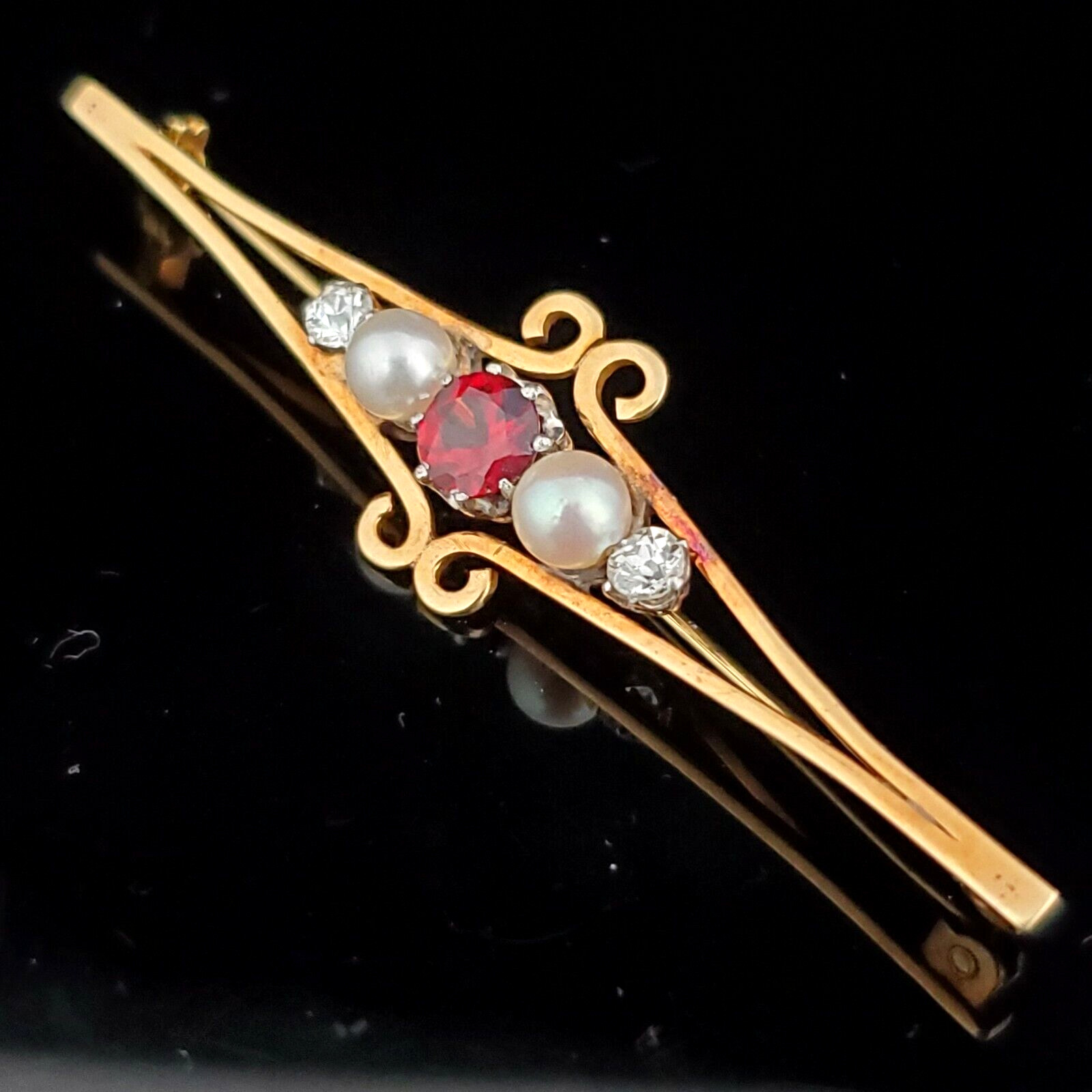 Antique Garnet Old European Cut Diamonds Pearls 14k Yellow Gold Brooch Pin 4.9g