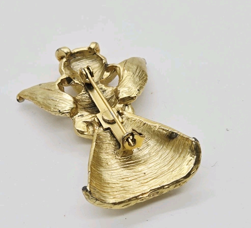 Angel Brooch Gold Tone Guardian Flower Pin with wings Victorian Vintage 1.75 in