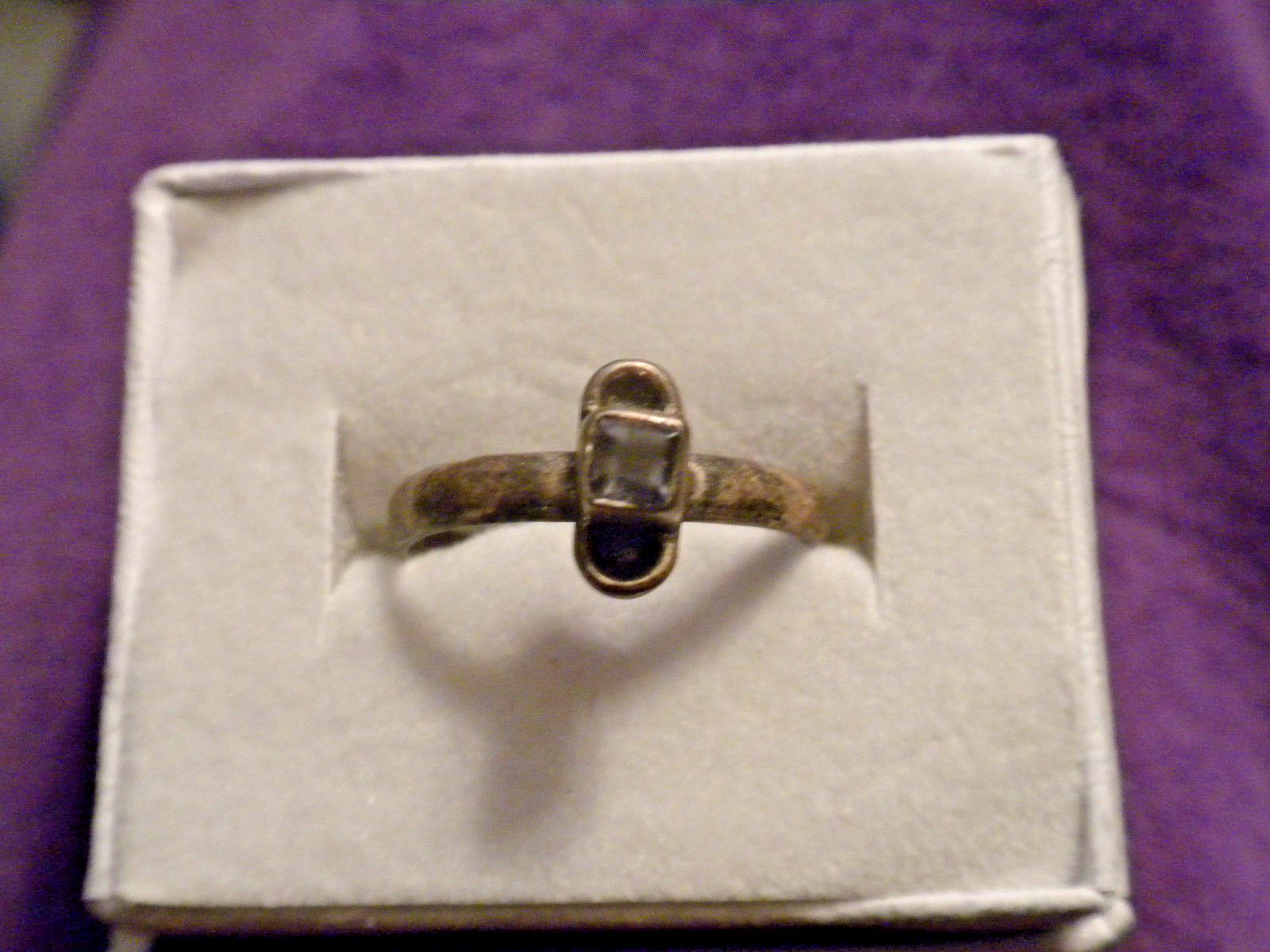 SWEET PETITE IOLITE AND 925 STERLING SILVER RING SZE 6.25 full