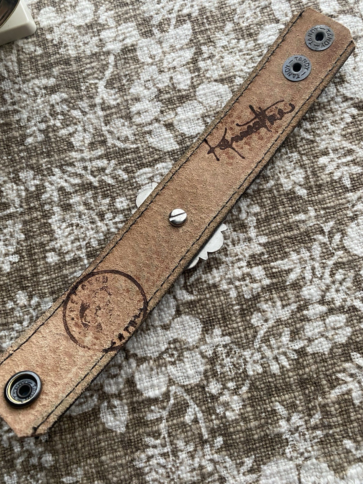Reloved Leather – Western Rhinestone Leather Cuff Bracelet – Statement Piece ✨