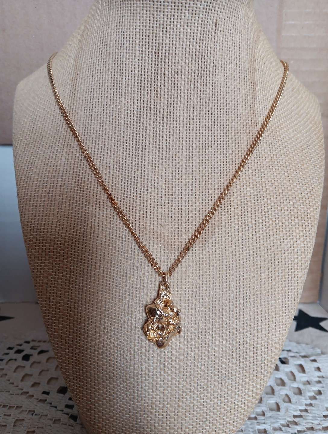 Shank Gold Nugget Pend Necklace
