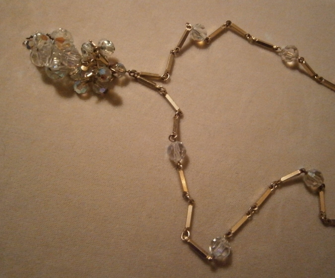 Vtg Gold Tone Bar Link AB Crystal Bead Necklace with Articulated Cluster Pendant