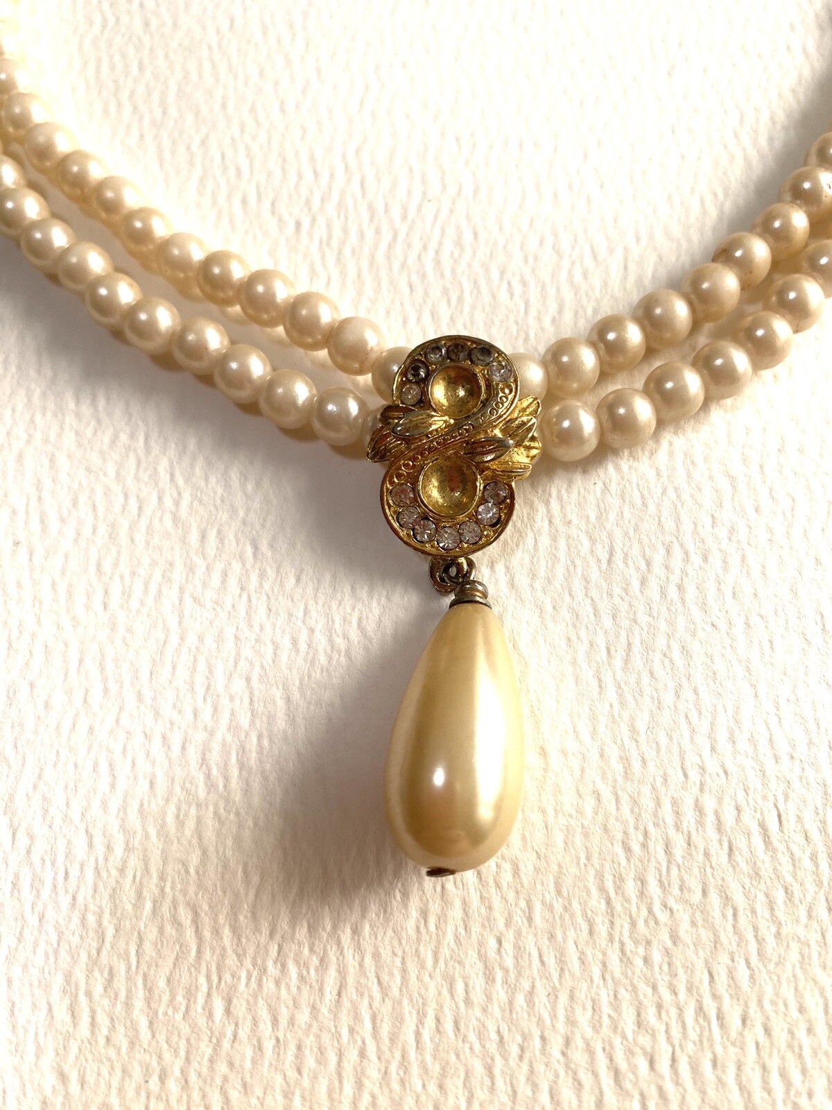 Vintage Estate Faux Cream Pearl Gold Tone Rhinestone Drop with Fish Hook Clasp