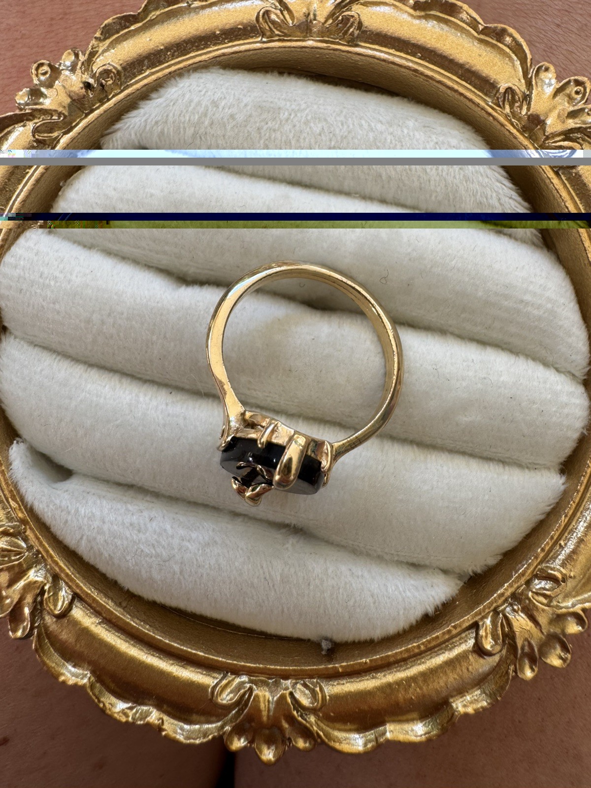 Vintage Avon Night Flower Ring Black Onyx Gold Tone Size 8.75