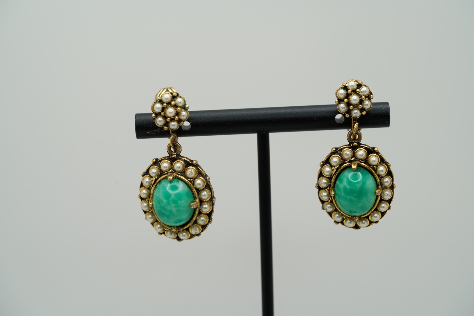 Vintage Green Faux Pearl Dangle Earrings 3.5cm EB1