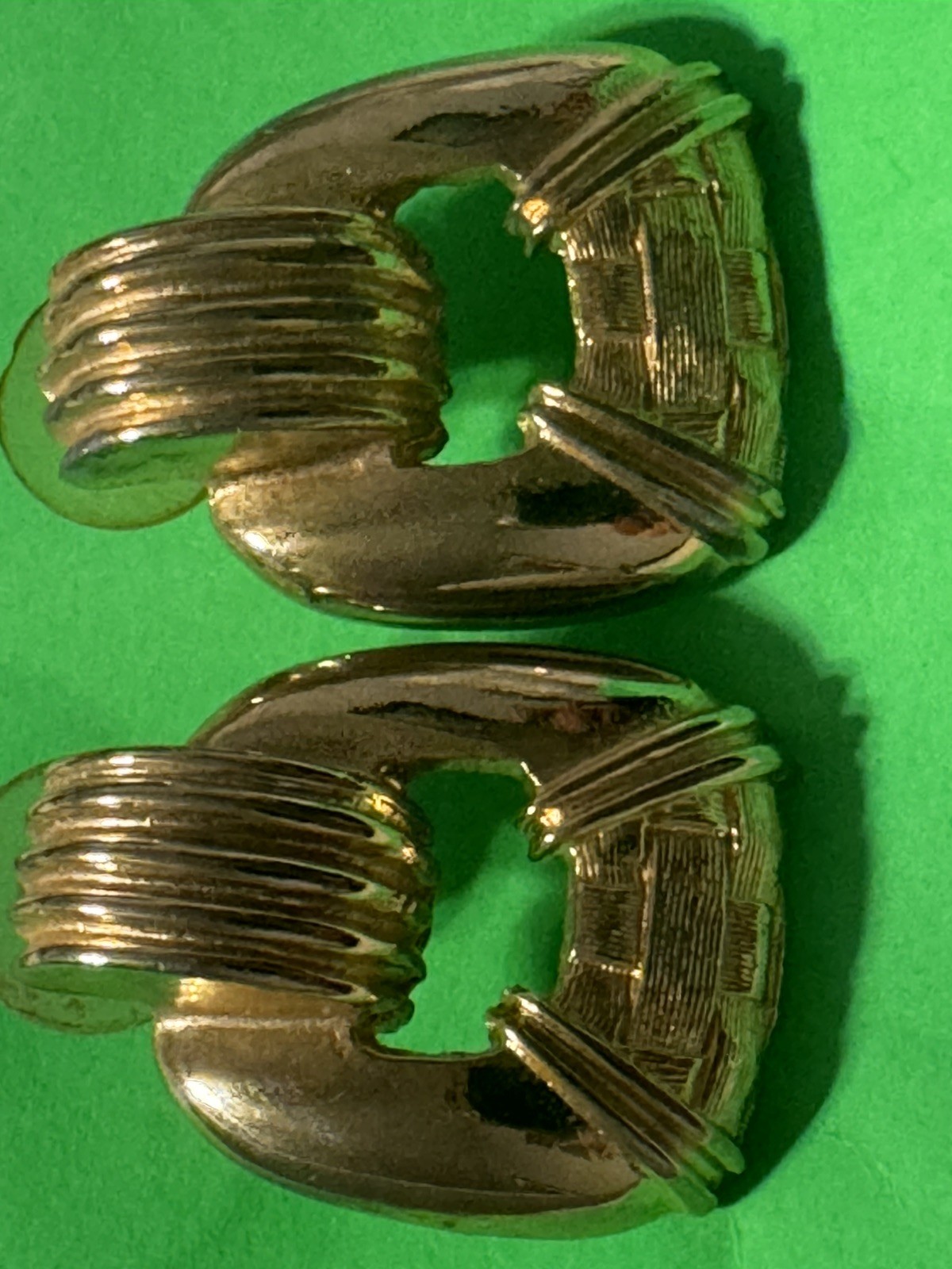 GAY BOYER 80S Vintage Door Knocker GOLD TONE Earrings pierced