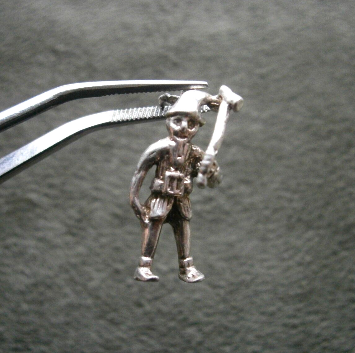 Leprechaun with Shillelagh Club Vtg Sterling Silver Bracelet Charm Pendant 2.7g