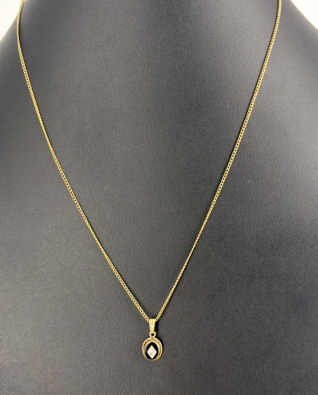 VTG Art Deco 14k Solid Gold Onyx Accent Diamond Pendant & 12k G. F. Necklace 18″