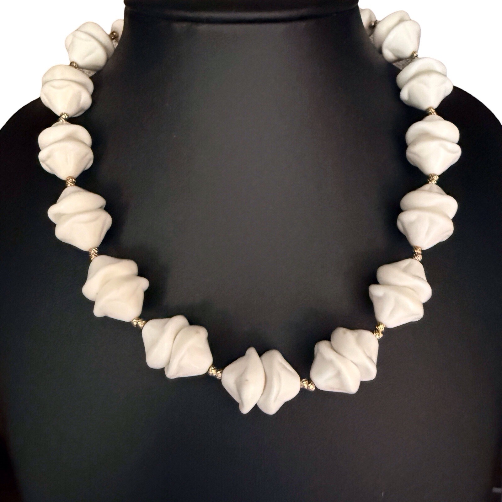 Vintage Haskell Style Choker Necklace Chunky White Molded Lucite Beads 50s 60s 5