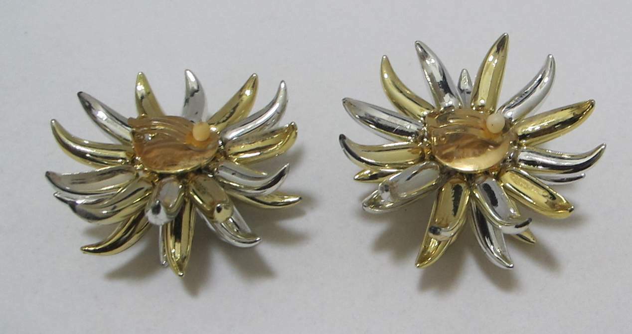Huge 2-3/8” Diameter 1-1/5” Tall 2-Tone Gold Silver Tone Fireworks Clip Earrings