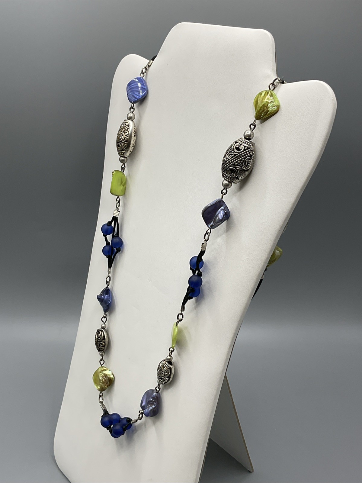 38” Designer Signed Coldwater Creek Silvertone Blue Green Shell Bead Necklace