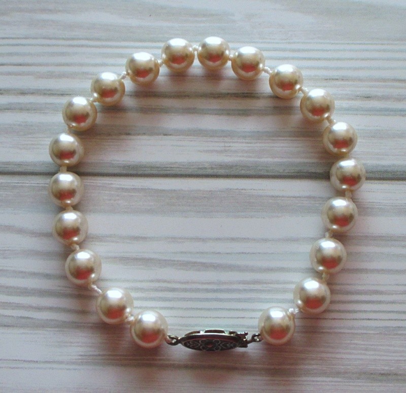 Extra Large Knotted Champagne Color Pearl Bracelet Fish Hook Safety Clasp 8.25″